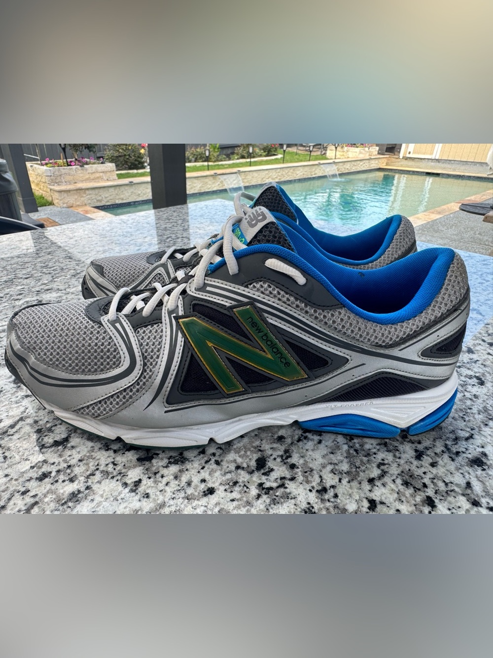 New Balance Men's Gray, Blue & Green Athletic Running Shoes